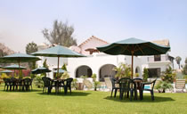 restaurant-area-libre