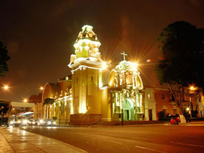 la-posada-iglesia-la-santisima-cruz